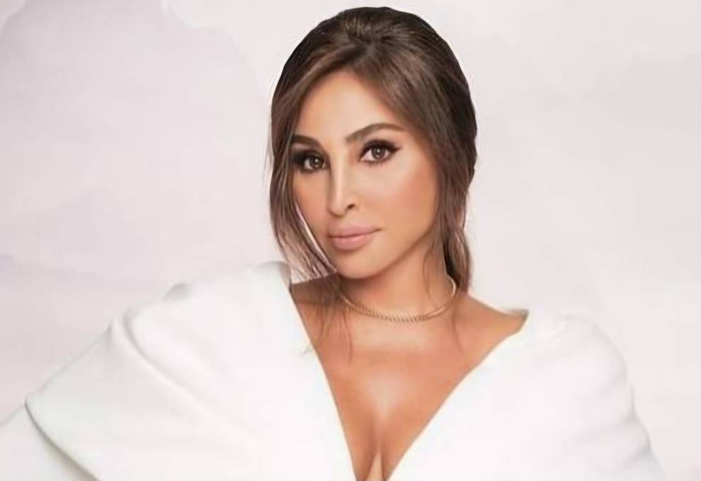 القضاء الإماراتي ينتصر للفنانة إليسا: فسخ اتفاقية التوزيع مع شركة وتري وإنهاء سيطرتها على قناتها في "يوتيوب"... متى يحذو القضاء اللبناني حذوه؟