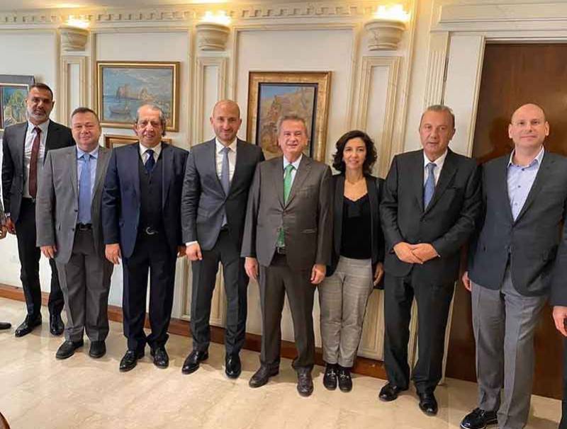  وفد من الفرانشايز برئاسة قصعة زار حاكم مصرف لبنان
