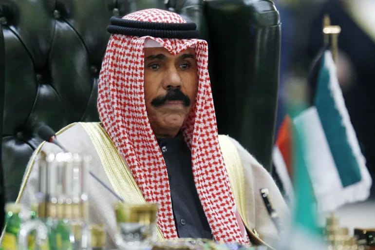 دبوسي نعى أمير الكويت: خسرنا قامة عربية وطنية كبرى