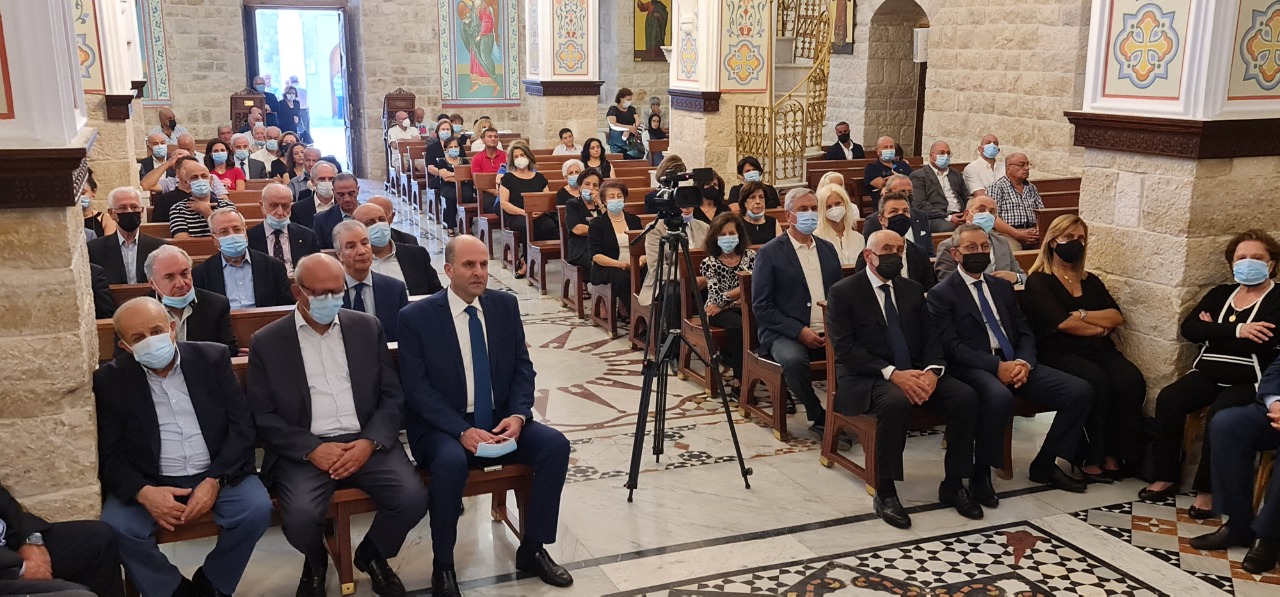 قداس وجناز لراحة نفس رئيس غرفة التجارة والصناعة والزراعة في زحلة ادمون جريصاتي  