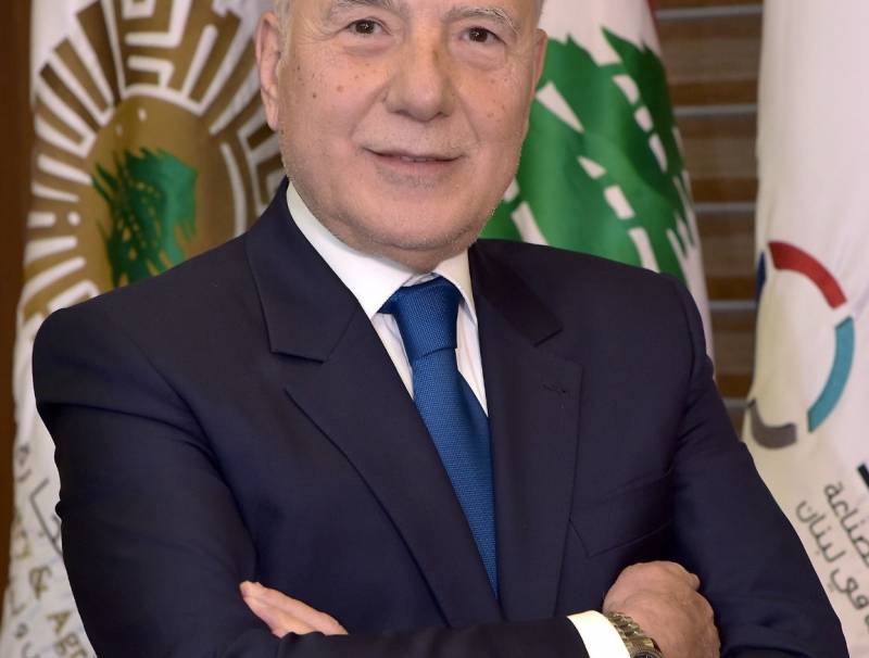 توجه رئيس غرفة التجارة والصناعة والزراعة في طرابلس والشمال توفيق دبوسي لمناسبة اليوم العالمي للمرأة بكلمة تقدير وإكبار جاء فيها: " في الثامن من آذار، كل التقدير للمرأة التي باتت شريكة كاملة في صناعة الحاضر والمستقبل". "كل التقدير للمرأة التي تربّي أجيالاً فاضلة، وللمرأة التي تنتج وتساهم في بناء الأسرة والاقتصاد". "كل التقدير للمرأة الأم والزوجة والابنة والرفيقة والصديقة، من غرفة طرابلس الكبرى، أحيّي باسمي وباسم زملائي في مجلس الادارة، كل نساء العالم اللواتي بتن جزءاً مؤثّراً في حركة التغيير والتجديد والحداث