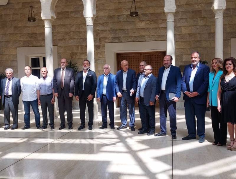 زغيب في إفتتاح اللقاء الأول لنواب زحلة بالقصر البلدي  المواطن لم تعد تهمه المحاور إنما يريد الإنماء... والكهرباء في الاولوية 