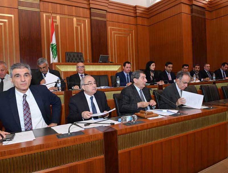 لجان المال والموازنة