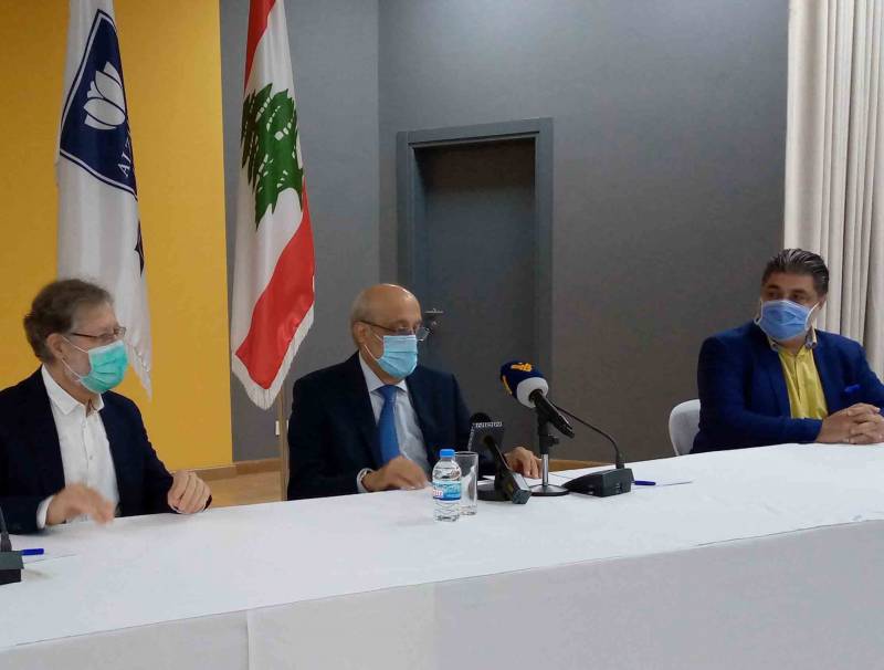 أبو شرف زار مستشفى الزهراء: الوضع في المستقبل سيكون أحسن وأفضل رغم الظروف الصعبة
