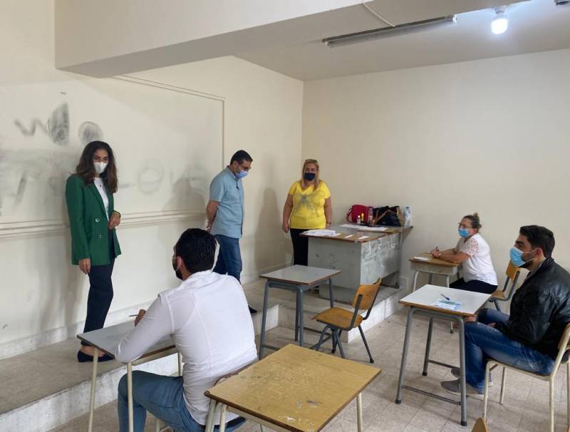 هنادي بري تفقدت مراكز إمتحانات الإجازة الفنية LT في الدكوانة