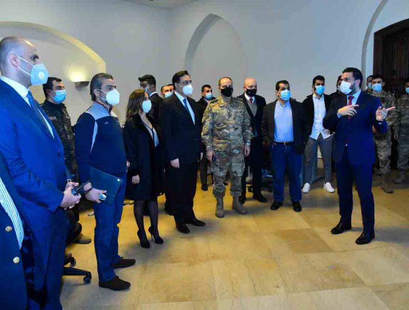 دياب تفقد غرفة ادارة الكوارث في السرايا مواكبة لتطبيق قرار الاقفال: الجيش سيبدأ بتوزيع 400 ألف ليرة على زهاء ربع مليون عائلة خلال شهر