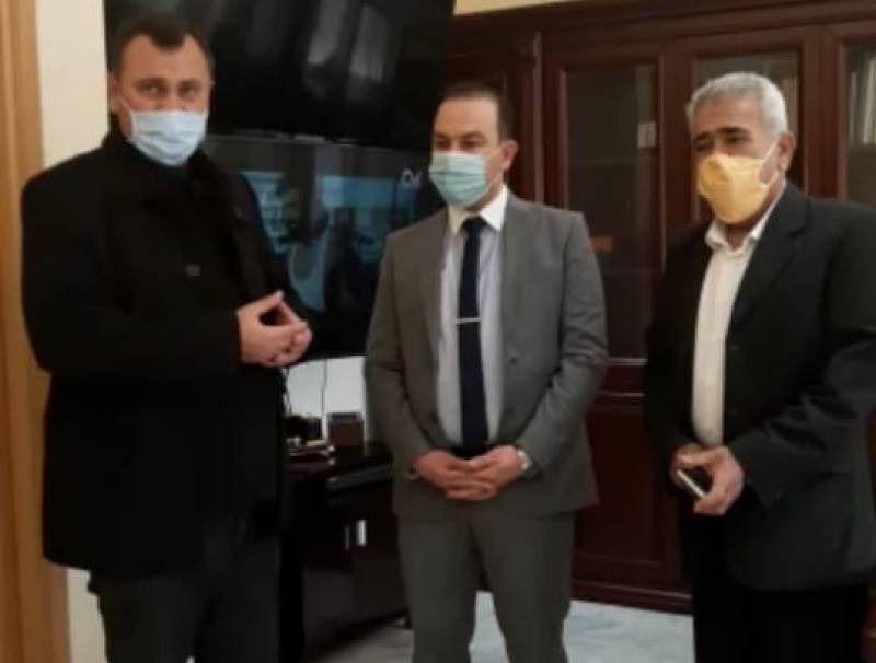 مختارا ببنين سلما مرتضى ملفا بمطالب صيادي الاسماك في العبدة