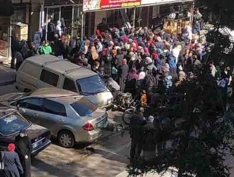 توقف توزيع مساعدات في الضنية لعدم التزام التدابير الصحية