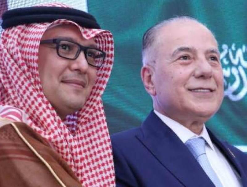 دبوسي يهنئ البخاري بسلامة العودة: وجودكم يمنحنا الاطمئنان والتفاؤل