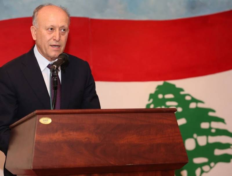 كلمة اللواء أشرف ريفي في "اللقاء السيادي"، بالبيت المركزي لـ"حزب الوطنيين الأحرار"، وقد مثّله الدكتور عبد المجيد عواض والعميد المتقاعد إميل أبو ناضر.